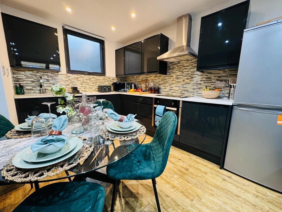 The Edge Ft4 Apartman London Kültér fotó